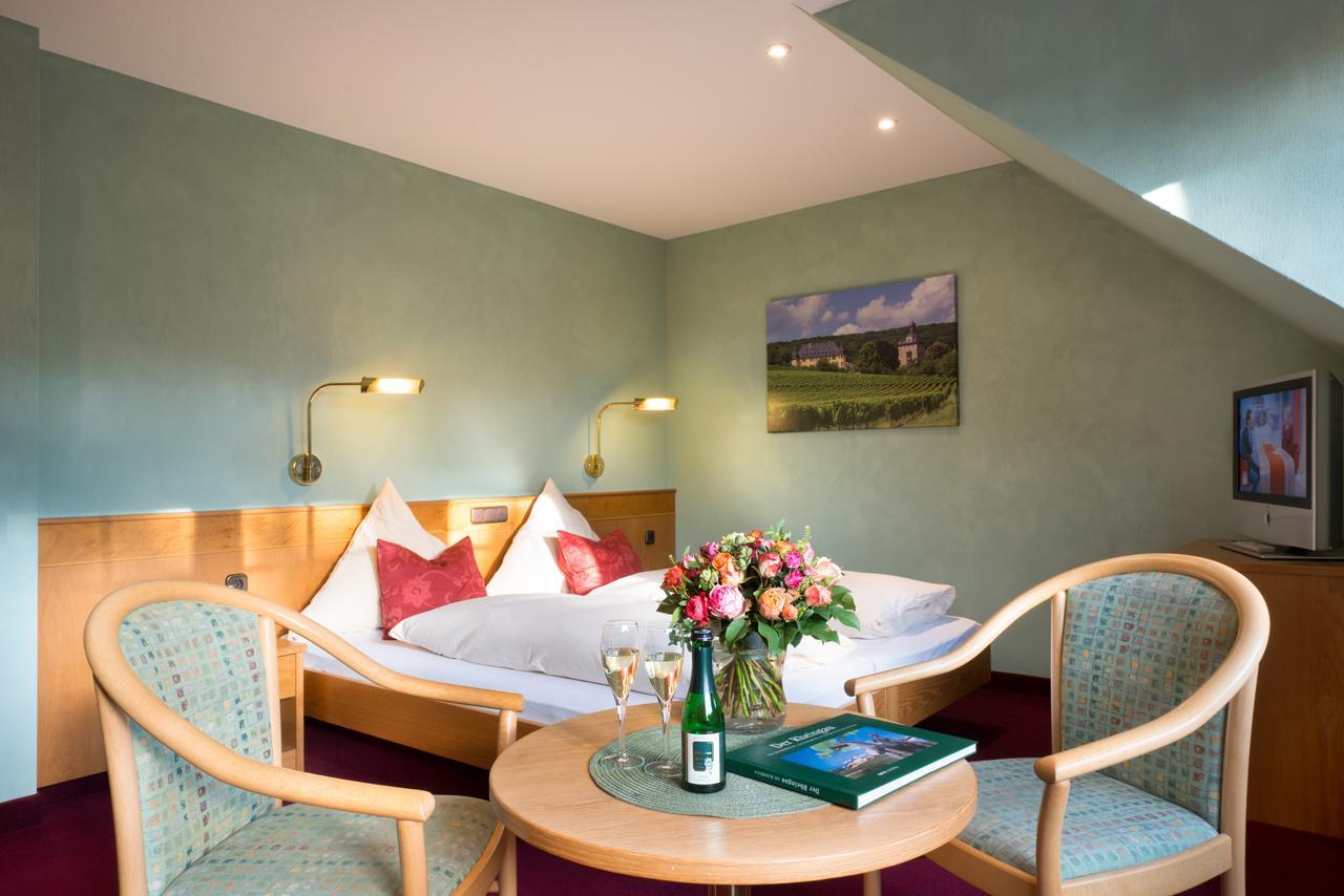 Weinhotel Offenstein Erben Eltville am Rhein Exterior photo